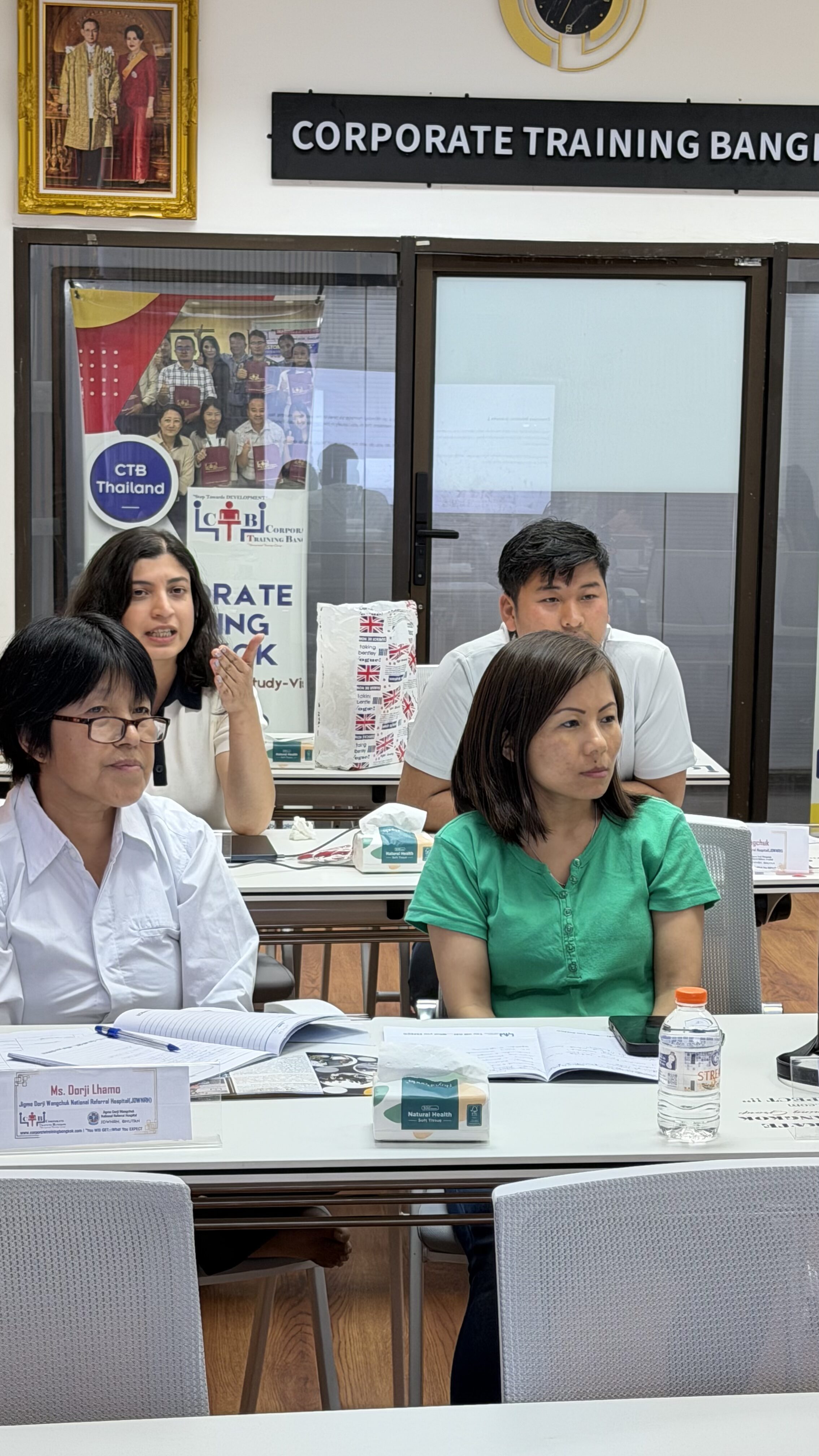 Participants at Leadership for Healthcare Supervisors and Managers training in Bangkok with CTB Thailand