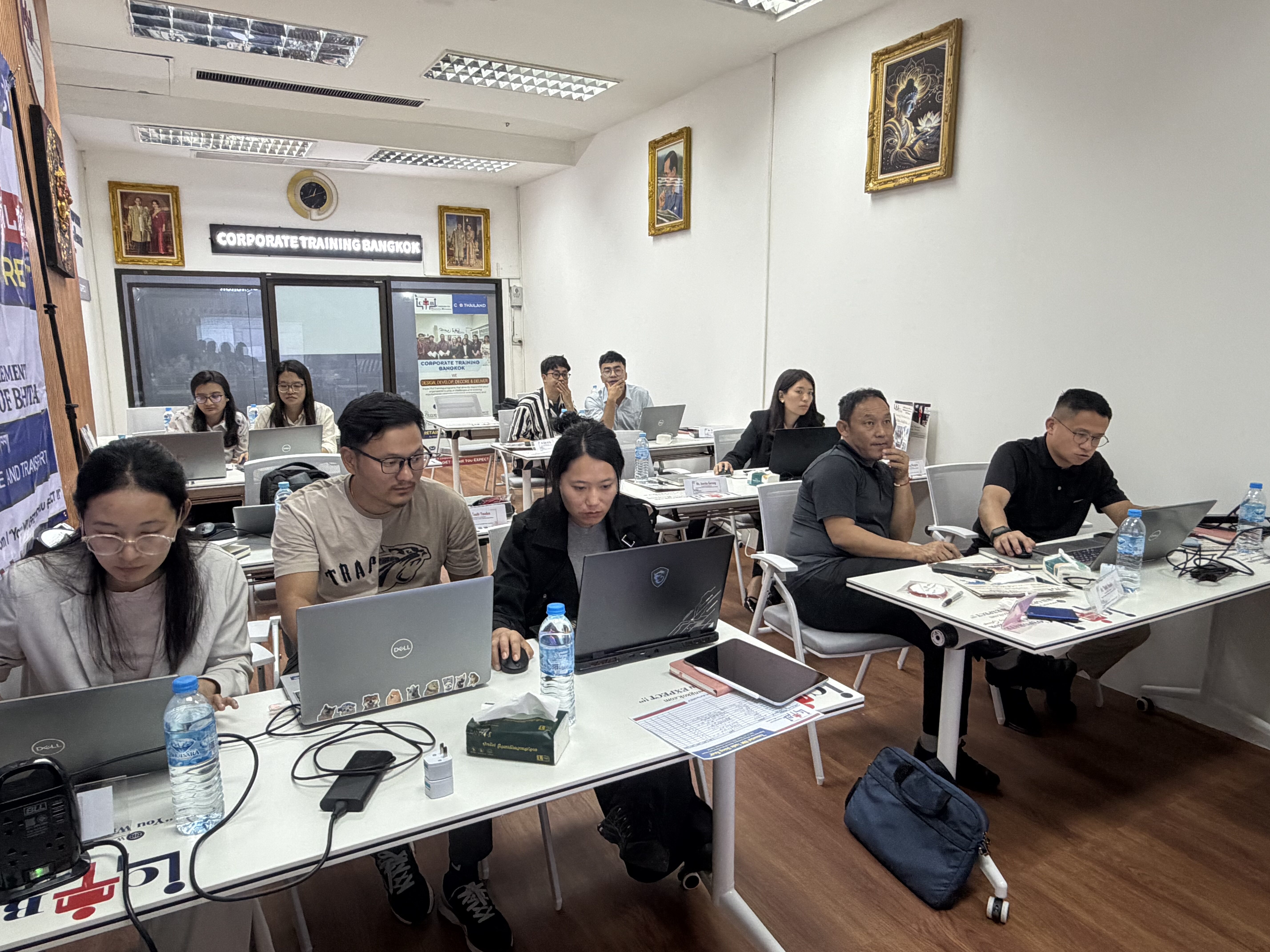 Participants at Strategic Leadership & Decision-Making training in Bangkok with CTB Thailand