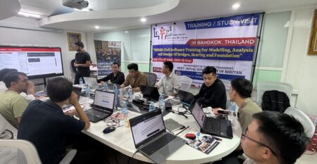 Participants at Project Management Essentials training in Bangkok with CTB Thailand