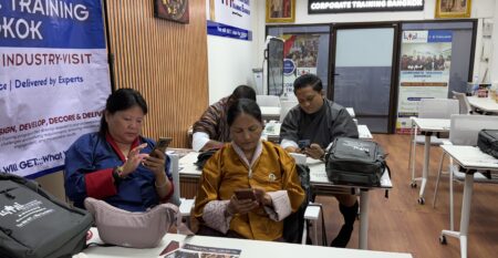 Participants at Business Report Writing & Documentation training in Bangkok with CTB Thailand