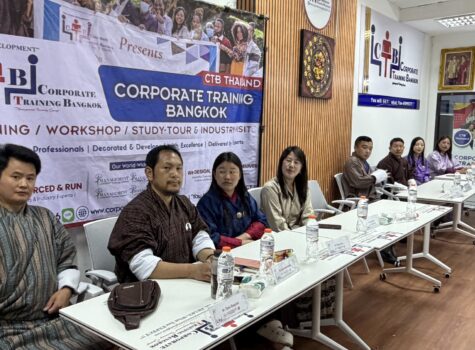 Participants at Facilitation Skills for Trainers & Leaders training in Bangkok with CTB Thailand