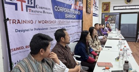 Participants at Cost Accounting & Profitability Analysis training in Bangkok with CTB Thailand
