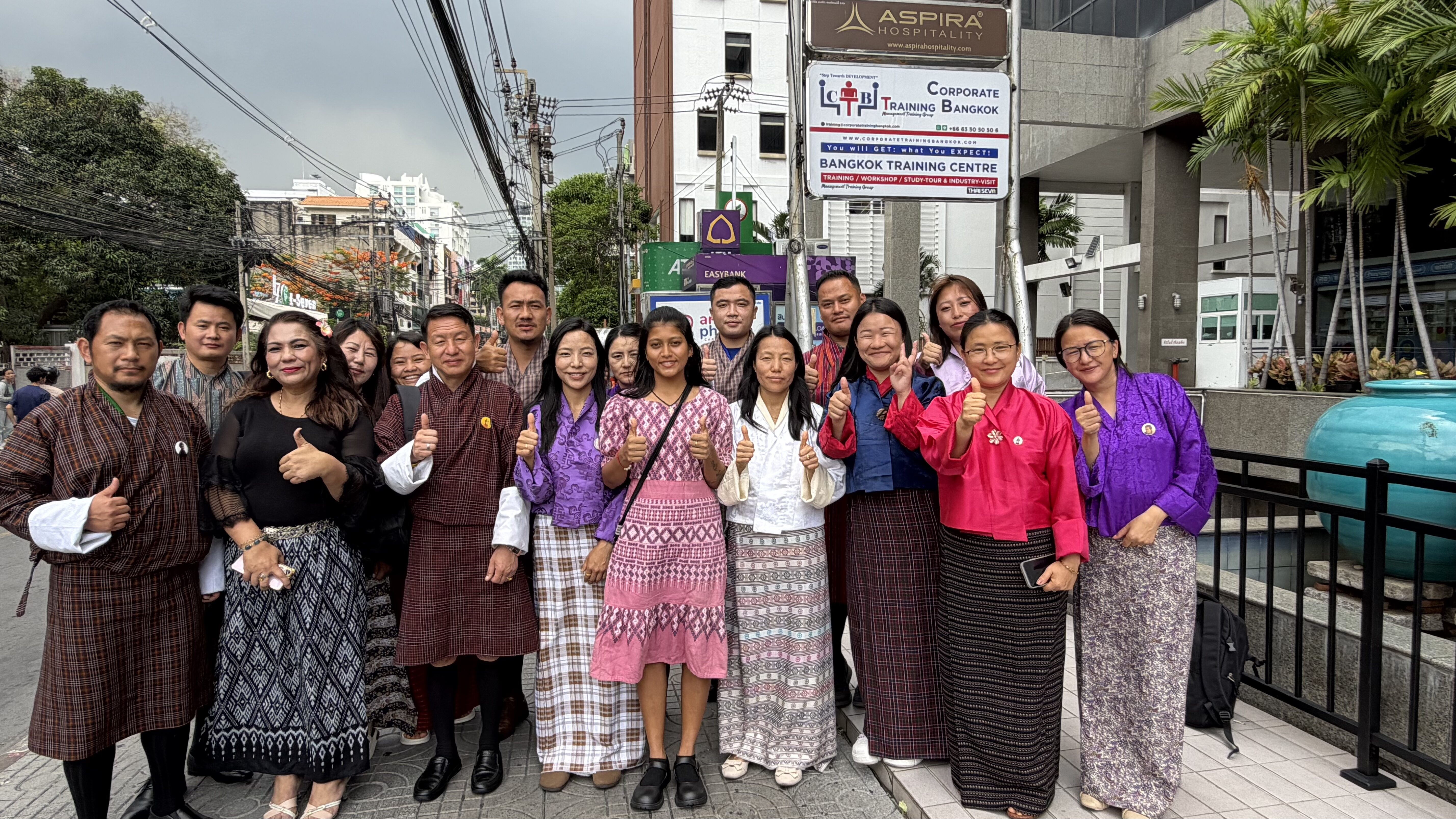 Participants at Conflict Resolution & Workplace Mediation training in Bangkok with CTB Thailand