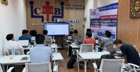 Participants at Negotiation Skills for Sales & Procurement training in Bangkok with CTB Thailand